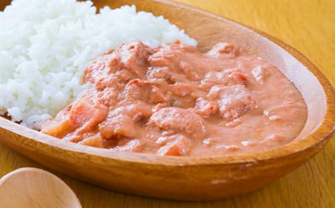 道の駅遠軽 森のオホーツク限定 カレーセット (200g×6個) ( ふるさと納税 カレー チキンカレー ほたてカレー レトルトカレー 味わい深い 限定商品 北海道 遠軽町 ) en01-00067