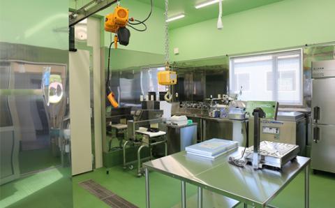 オホーツク産エゾシカ 缶詰6缶セット 160g×6缶(カレー煮・味噌煮・大和煮　各2缶) ( ふるさと納税 エゾ鹿 北海道産 カレー煮 味噌煮 大和煮 缶詰 キャンプ 保存食 北海道 遠軽町 株式会社オホーツクジビエ ) en01-00121