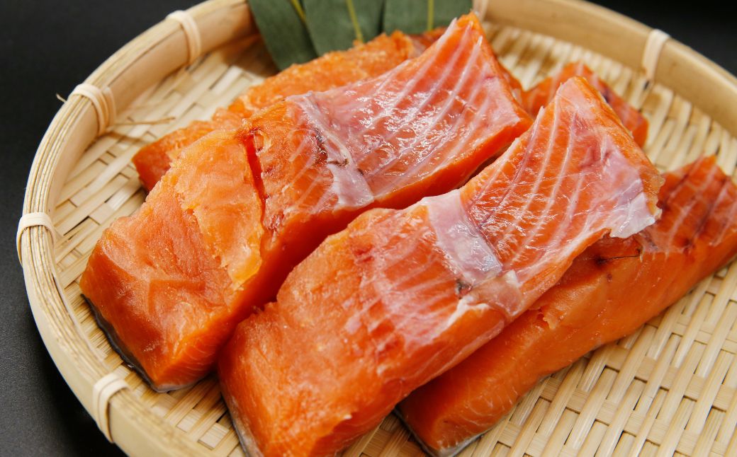 【定期便5回】海鮮地元漁師厳選 噴火湾産 海の幸 スペシャル 北海道 豊浦 うに いくら ホタテ 鮭 刺身 毛ガニ TYUR028