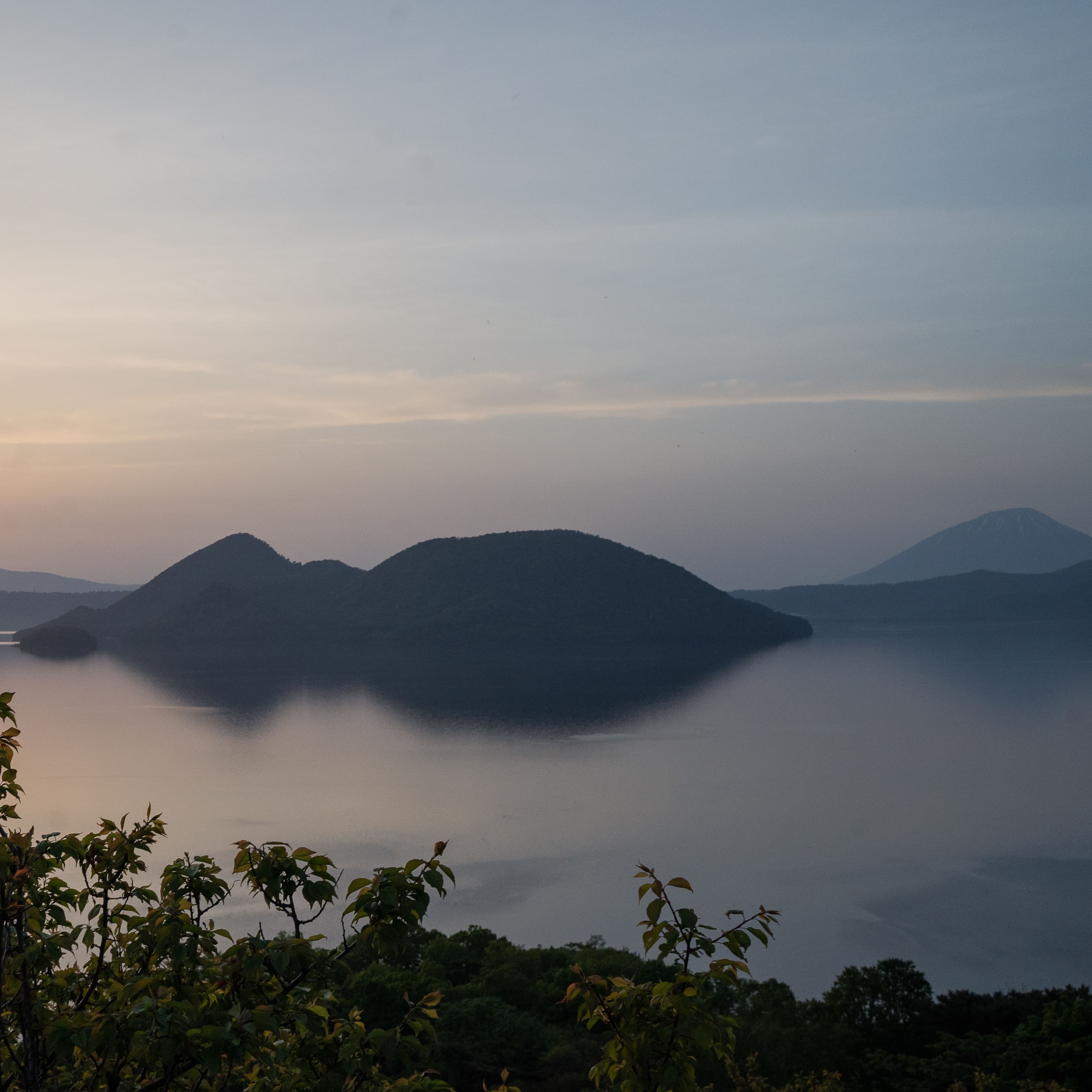 【2026年予約】極旨トマトクール便 北海道壮瞥町産 スイート3kg 中玉トマト SBTAJ019