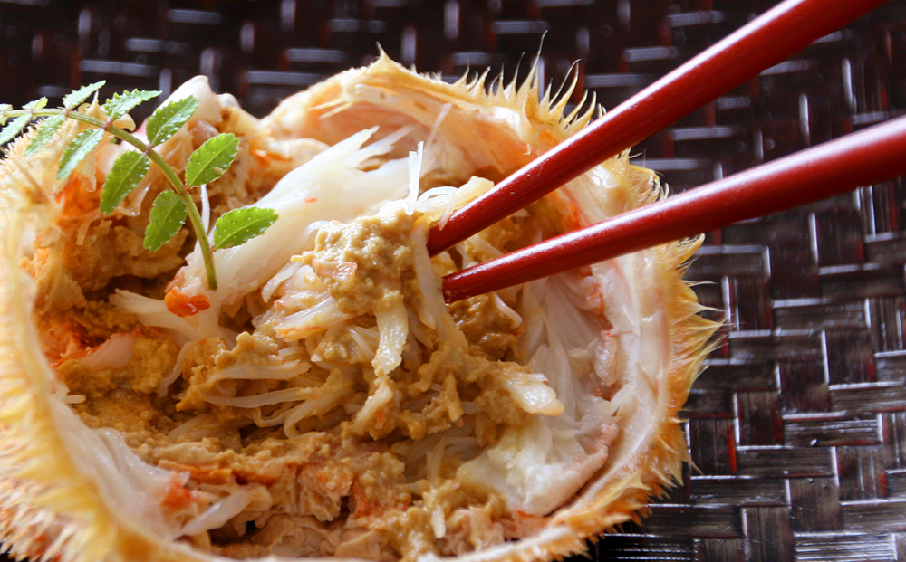 【12月23日決済確定分まで年内発送】大サイズ！冷凍毛がに約650g×2尾【斉藤水産】 AM144