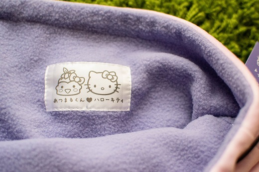 ハローキティ×あつまるくん 震災復興支援コラボ ネックウォーマー《厚真町》【一般社団法人厚真町観光協会】 ネックウォーマー 防寒 冬物 キティ キティちゃん 厚真町 北海道[AXAT001] 8000 8000円