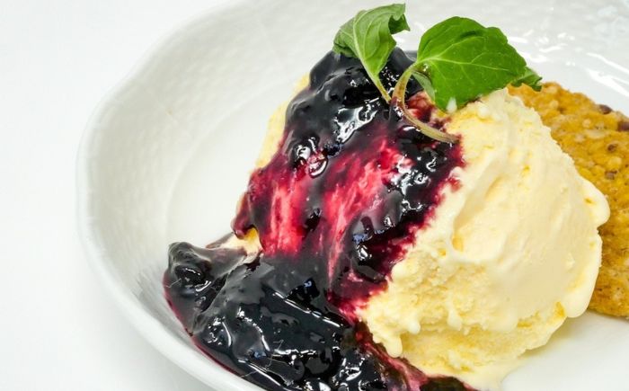 ハスカップシロップ・粒・ジャム 各１本セット【株式会社知熊屋】 [AXBN008]