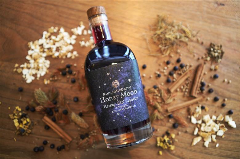 RomanticBerry Honey Moon（ハスカップジン）《厚真町》【マドラー株式会社】ハスカップ ジン リキュール 酒 アルコール ギフト  贈り物 北海道[AXCB001]