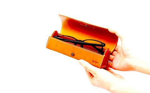 tanikoオリジナル 革3点セット（長財布・眼鏡ケース・カードケース）Aセット《厚真町》【Taniko leather】 革 革小物 レザー 作家物 革製品 長財布 財布 メガネ カード ケース ギフト 北海道 [AXAP001]