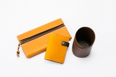 tanikoオリジナル 革3点セット（長財布・眼鏡スタンド・カードケース）Bセット《厚真町》【Taniko leather】 革 革小物 レザー 作家物 長財布 財布 メガネ メガネスタンド カード ケース ギフト 北海道 [AXAP002]