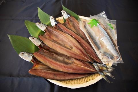 さんま食べつくしセット（一夜干し5尾・しめさんま2パック）《厚真町》【株式会社めぐみ水産】 さんま 干物 しめさんま 海鮮 冷凍配送 北海道 [AXAZ005]