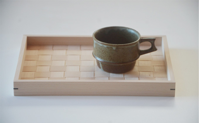 北海道産木材を使用した オリジナルトレイ【S】