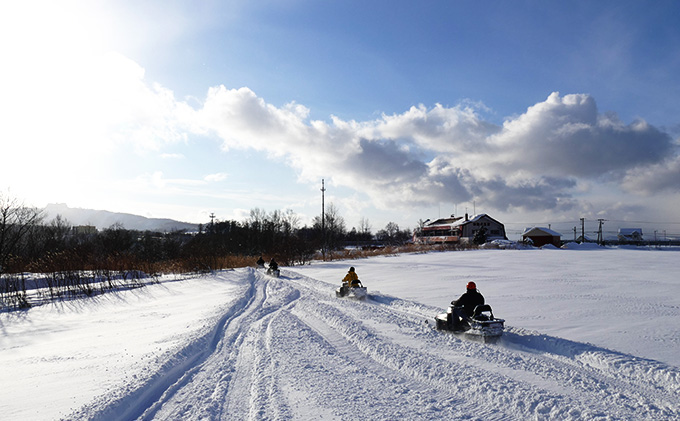 スノーモービル体験　ロングコース（約20分）2名様 体験チケット ペア 雪遊び スノーモービル