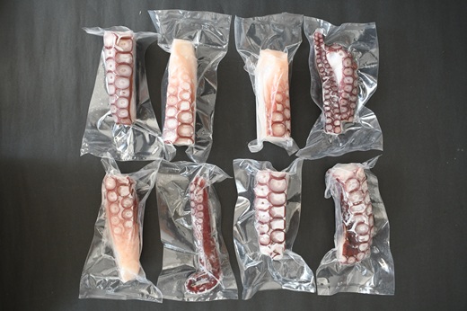 北海道浦河町産 浜ゆでたこ 合計1kg[06-1589]