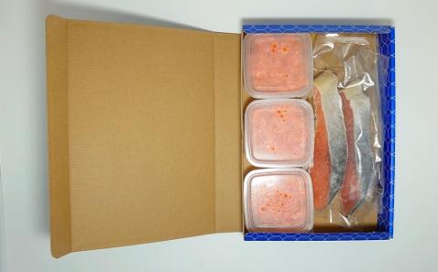 【秋鮭山漬切身付】北海道日高産 いくら醤油漬小分けパック(60g×3)[15-1135]