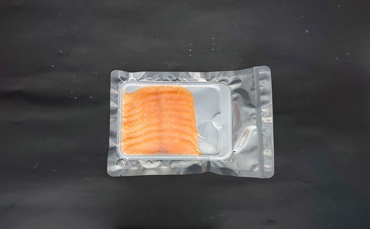 【時鮭スモークサーモン付】北海道日高産 塩いくら小分けパック(60g×14)【全4回定期便】[15-850]