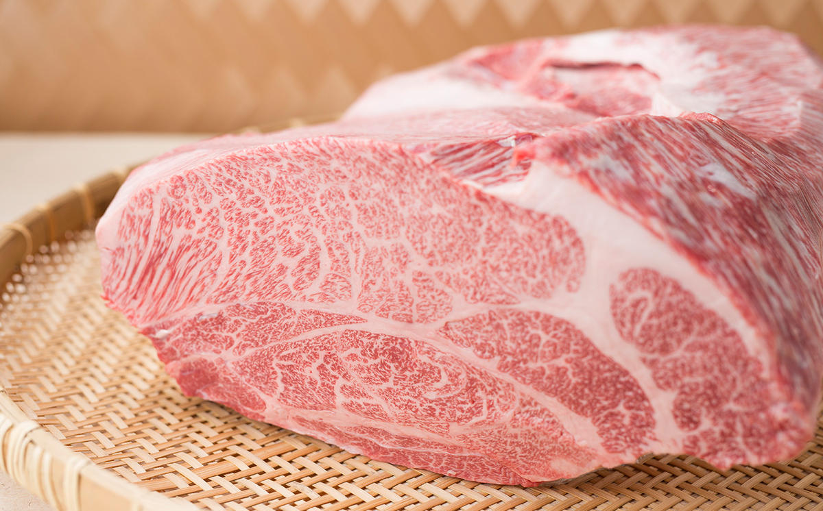 北海道産 黒毛和牛 こぶ黒 A5 肩ロース お好みカット 5kg ＜LC