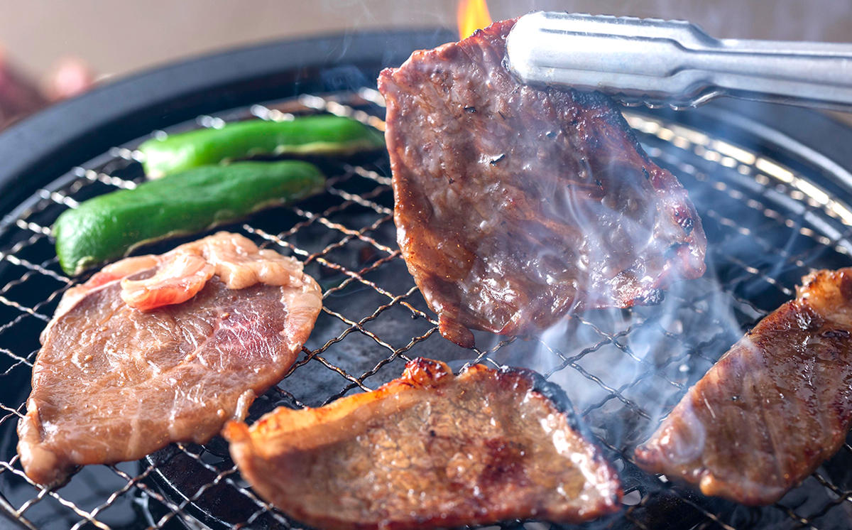 北海道産 味付け 焼肉 ＆ 北海道産 黒毛和牛 みついし牛 と 