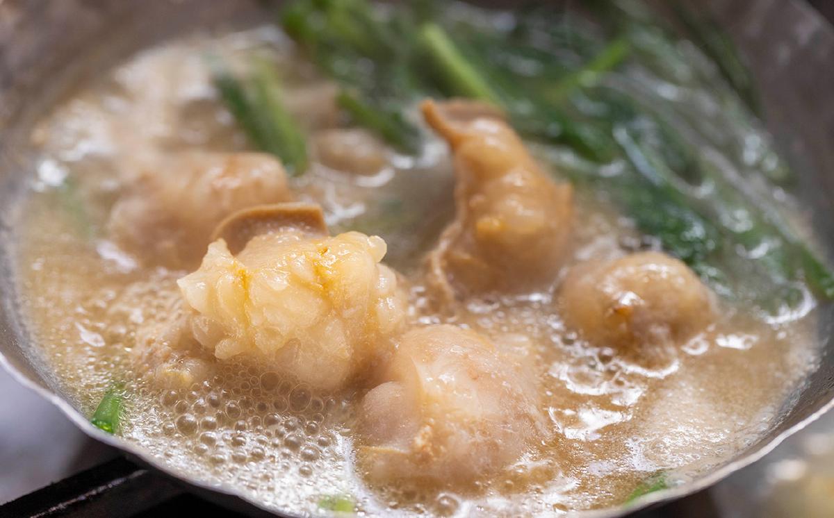 北海道産 黒毛和牛 こぶ黒 ぷるぷる 和牛 ホルモン 計 2kg (50