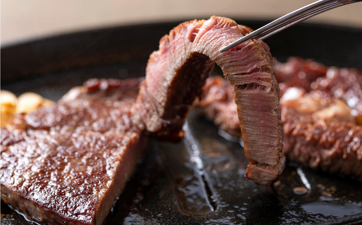 北海道産 黒毛和牛 みついし牛 A5 ヒレ お好みカット 1.3kg フ