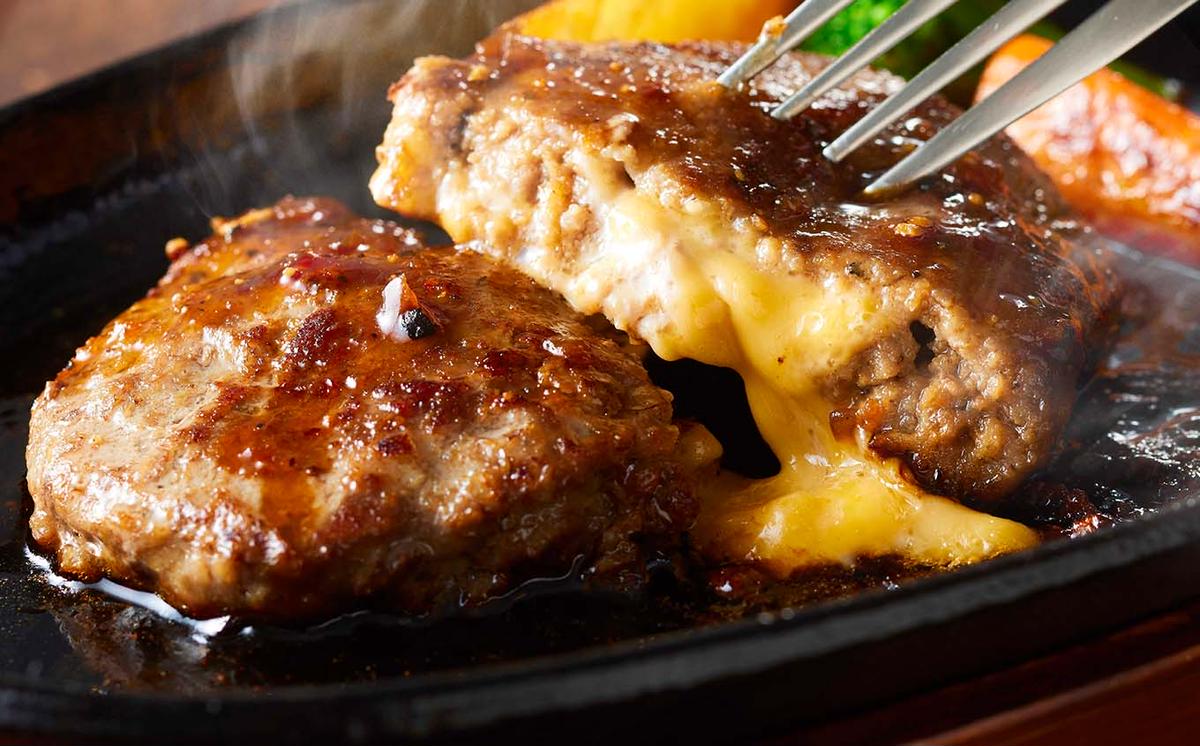北海道産 黒毛和牛 こぶ黒 チーズ イン ハンバーグ 8個 【 LC