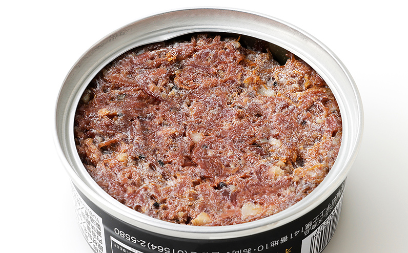 十勝ハーブ牛 黒胡椒で作った コンビーフ 95g×8缶 国産 北海道 牛 肉 牛肉 国産 無添加 無塩せきコンビーフ 粗ほぐしタイプ 缶詰 保存食 非常食 時短 お取り寄せ 北のハイグレード食品2021受賞