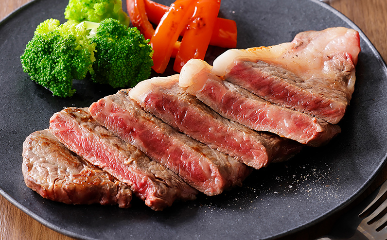 十勝ハーブ牛 サーロイン ステーキ 計800g（200g×4枚） 国産 北海道 牛 肉 牛肉 赤身 サーロインステーキ 真空パック キャンプ アウトドア バーベキュー BBQ 冷凍 ◆2026年01月配送