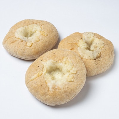 「焙煎ふすま」を使用した山食パンセット(山食パン2種計3斤、ふすまロール3個、ふすまチーズ3個)【配送不可地域：離島】