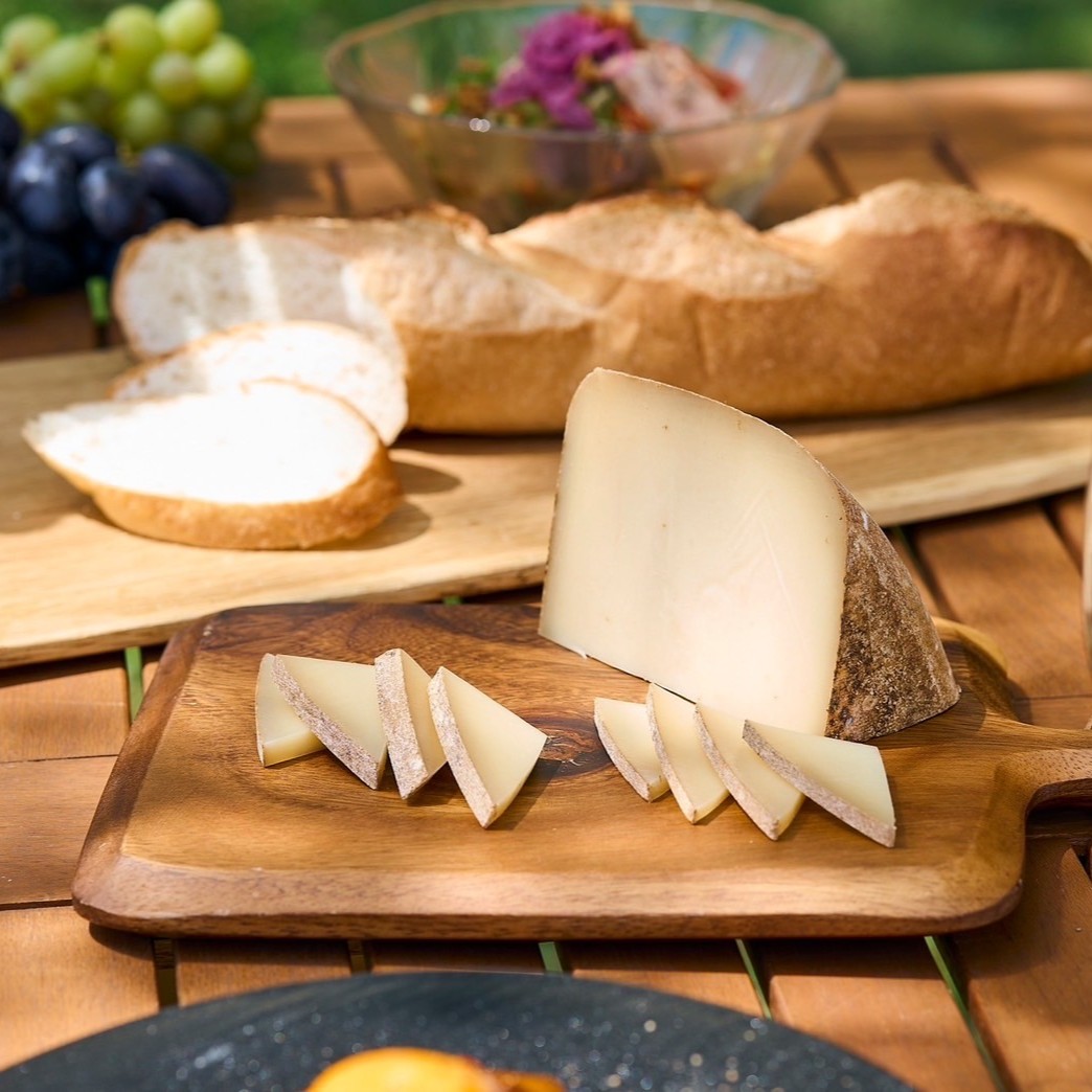 北海道十勝芽室町 大友牧場のツナグ 100g　me077-001c