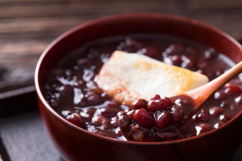 令和7年産 十勝めむろ 小豆 300ｇ×6袋 me003-100c