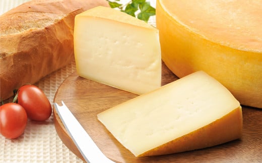 北海道産の生乳100%使用！ 花畑牧場の深味ラクレット 計約3kg 1kg×3袋 クラッシュタイプ ラクレットチーズ チーズ ラクレット 花畑牧場 冷凍 [002-0029]