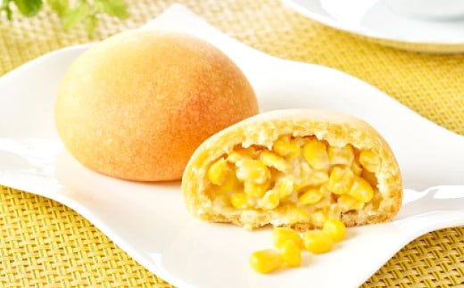 【3回定期便】花畑牧場 北海道・十勝 もちもち食感のコーンパン 5個入×3箱×3回 計45個 十勝スーパースイートコーン とうもろこし トウモロコシ コーン パン 冷凍 [002-0033]