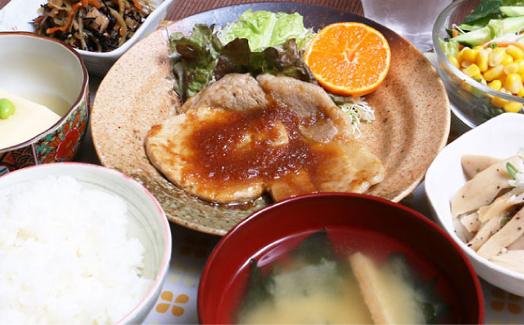 【2名様】 エゾリス君の宿カンタベリー（1泊2食付） 宿泊券 1枚 朝食 夕食 ペア チケット [044-0231]