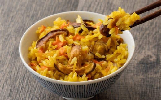 北海道の山と海の贈り物 北海道野菜のめぐみごはんセット（計3個） ごはん ご飯 炊き込みごはん 炊き込みご飯 ほたて やさい カレー [039-0102]