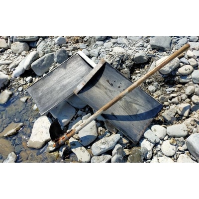 ロマンを求めて-砂金掘り-(4月下旬～11月上旬)「1名様 約2.5時間 完全プライベート制!」