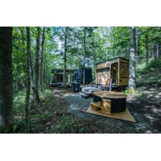 【Moving Inn Tokachi 北の森】AWASE 1泊2食付ペア宿泊券