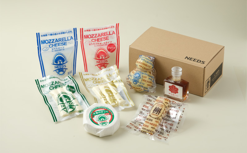 北海道 十勝 チーズアソート7種A / 槲（かしわ）＆メープルシロップ詰合せ [チーズ工房NEEDS] MOMIJI SYRUP【 チーズ アソート 詰合せ セット バラエティ メープルシロップ 槲 かしわ モッツァレラ 大地のほっぺ さけるチーズ 乳製品 ワイン 麦酒 ビール 酒 NEEDS ニーズ 食べ比べ 受賞 北海道 十勝 幕別 】