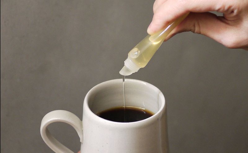 【国産純粋蜂蜜】北海道産 はちみつ5種テイスティングセット100g(お試し20gチューブ×5本)本)アカシア・クローバー・シナ・オオハンゴウソウ・シコロ［ナルセ養蜂場］【 はちみつ ハチミツ 蜂蜜 ハニー 無添加 天然 健康 美容 料理 無添加 純粋 希少 ギフト プレゼント セット 食べ比べ 詰め合わせ 自宅用 家庭用 北海道 十勝 幕別 】