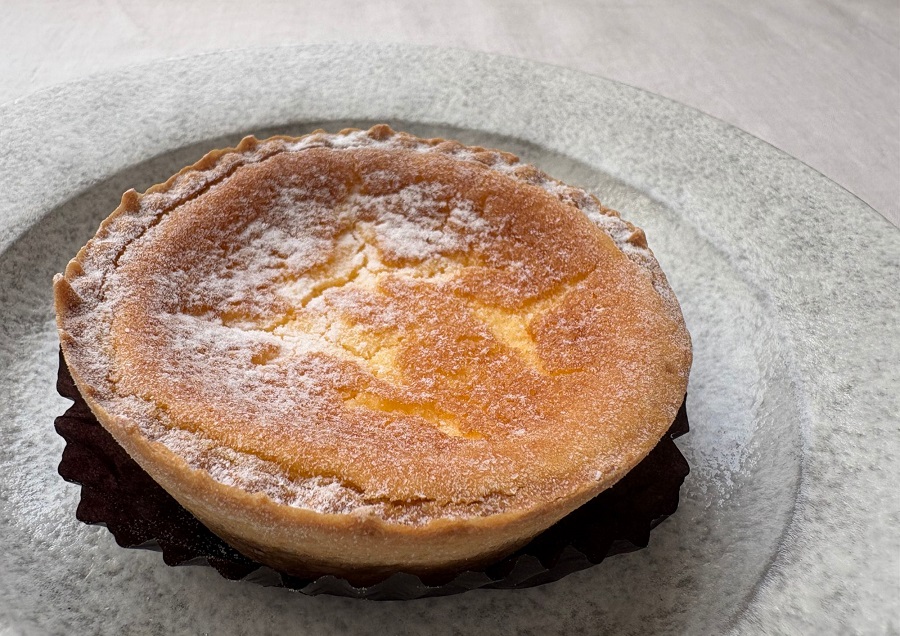 ロールケーキとプチスイーツセット