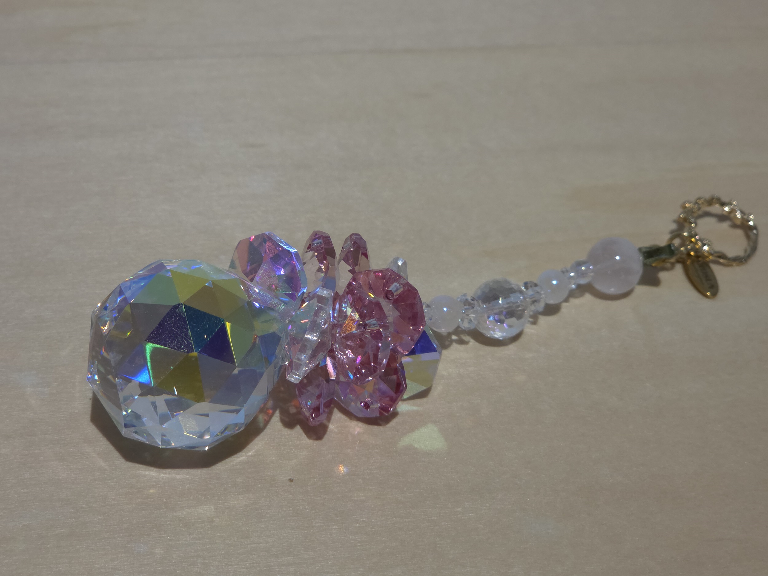 サンキャッチャー（清見蝦夷山桜） 北海道 池田町 いけだワイン城 オリジナル クリスタル インテリア 窓飾り 天然石 クリスタル アクセサリー ギフト