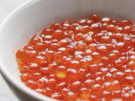 北海道産 新巻鮭切身といくらセット 国産 サーモン  鮭 シャケ 天然 小分け いくら 直送 イクラ ふるさと納税 鮭 秋鮭 サケ シャケ 切り身 北海道 ふるさと 海鮮 魚 切身 イクラ 無添加