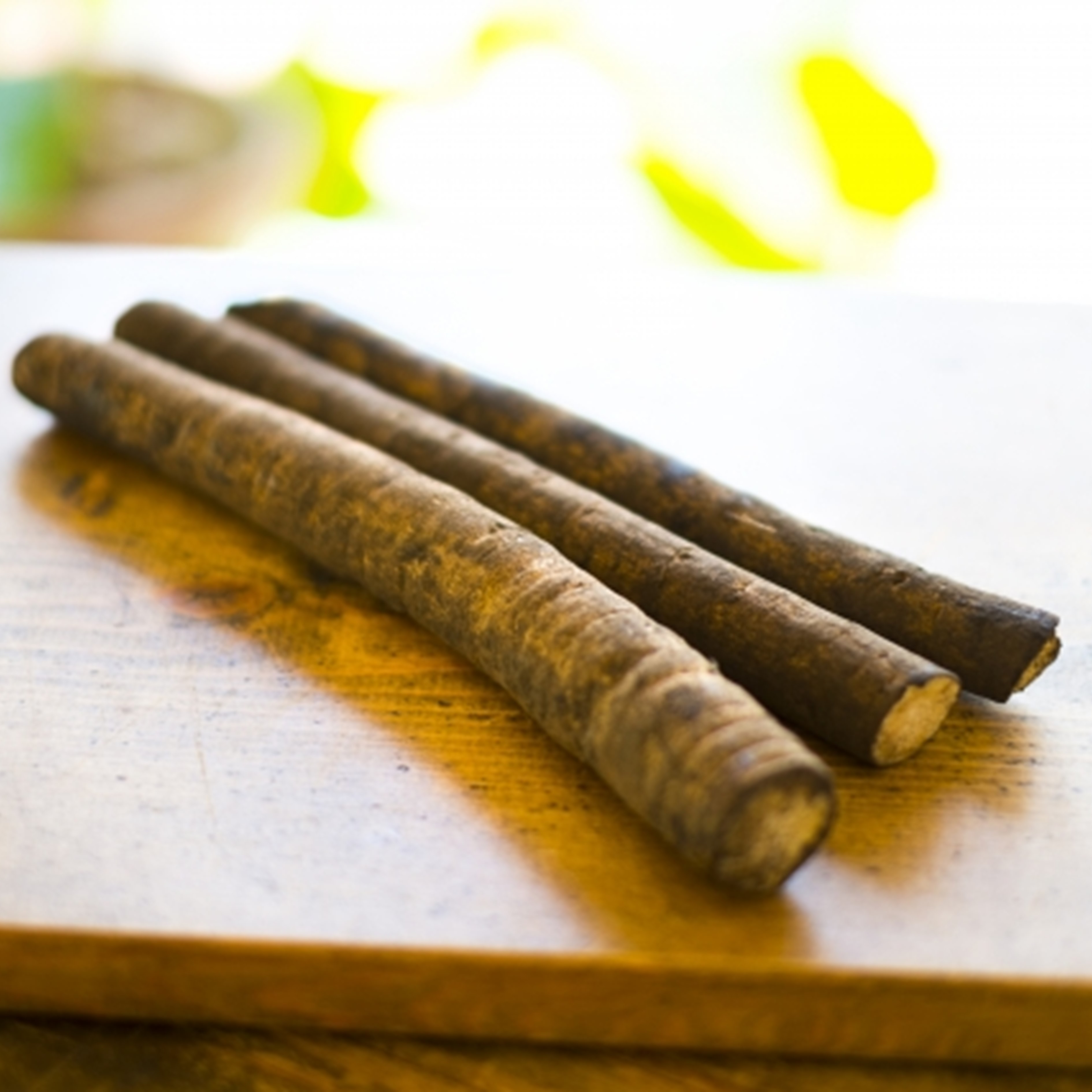 十勝豊頃産 ごぼう約8kg【2025年春出荷】（先行受付）【工房みみずく】"北海道 十勝 豊頃町"