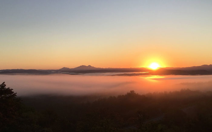 雲海に泊まれるホテル「KOYA.lab陵雲荘」30,000円分宿泊割引券《足寄町》【株式会社KOYA.lab】 旅行 [BEAZ002]