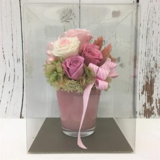 プリザーブドフラワー アレンジメント ピンク色のバラ＜老舗の花屋さんの手づくり/ギフト用＞