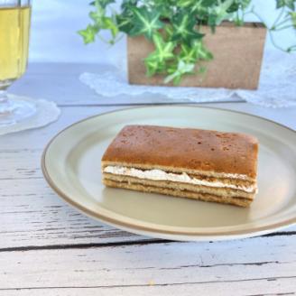 お菓子詰め合わせ セット(人気 クリームクーヘン 8コ)＜北海道のおすすめスイーツセット＞【配送不可地域：離島】