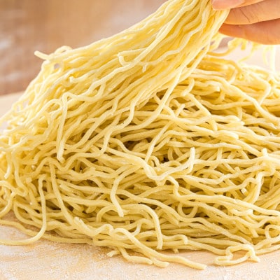 【12/20まで年内発送】【北海道 細麺】 細ちぢれ ラーメン 220g×4袋【配送不可地域：離島】