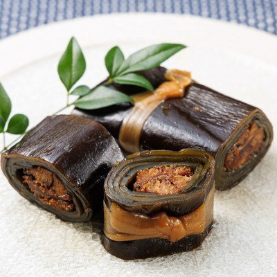 【毎月定期便】北海道産昆布で鰊を丁寧に巻いた昆布巻き(1本×4袋)全6回