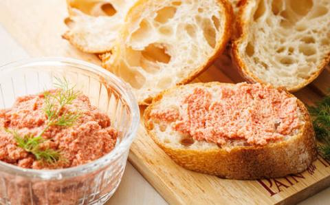 たらことバターの抜群の組合せ 「たらこバター」160g×5個【配送不可地域：離島】