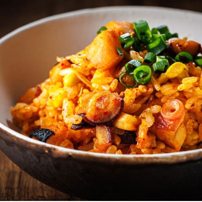 【毎月定期便】みなとのタコキムチ＜北海道釧路町 昆布森産タコ使用＞ 300g×2パック　全12回【配送不可地域：離島】