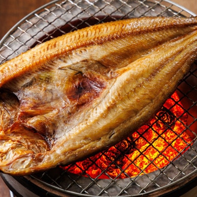 【毎月定期便】連続12回 北海道産ほっけ一夜干し400～449g×3枚 釧路町の匠が贈る干物全12回【配送不可地域：離島】