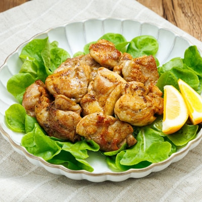 【毎月定期便】スパイシーチキン カレー味 250g×4パック 計1kg 国産鶏肉使用全4回【配送不可地域：離島】