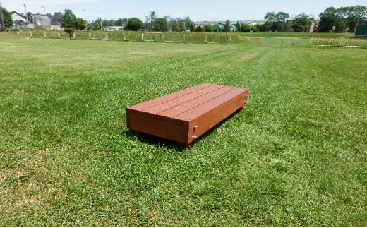 北海道産天然木の踏み台「nukumori」ぬくもり　mini【 天然木 DIY ガーデン お庭 ガーデニング 標茶町 北海道 】