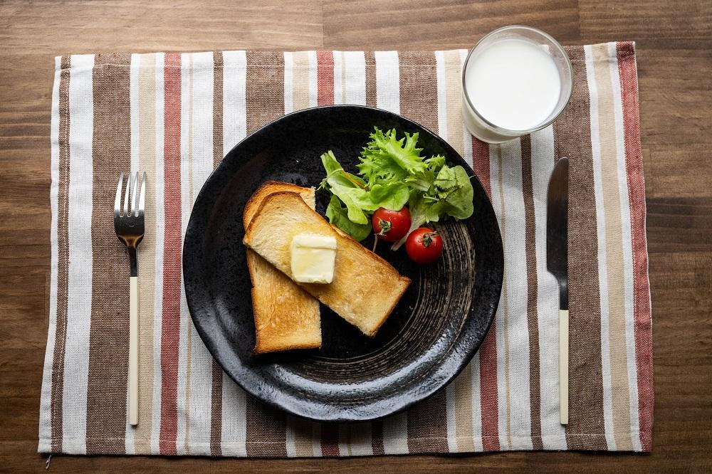 切れてる 雪印 北海道 バター（10g×10個入）×10個【 乳製品 バター 雪印 朝食 ギフト　料理用 キャンプ 標茶町 北海道 】