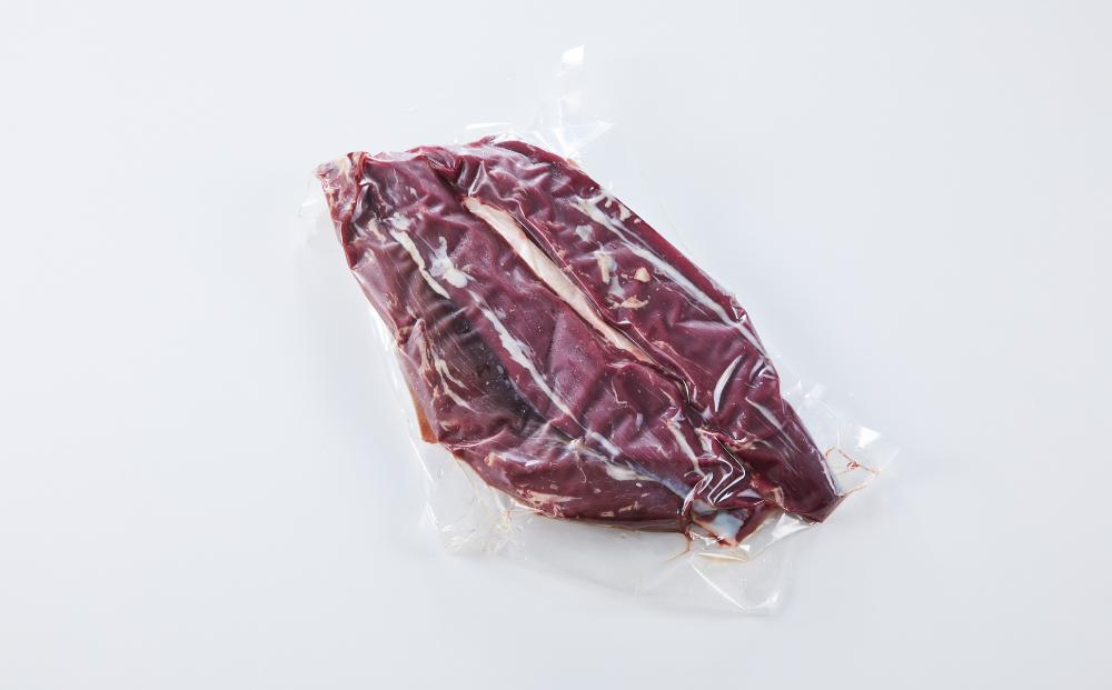 【先行予約/2026年3月以降発送】北海道 標茶町産 エゾ 鹿肉 ヒレ ブロック 1kg【 肉 にく 鹿肉 ジビエ BBQ バーベキュー グルメ ヘルシー 高タンパク 標茶町 北海道 】
